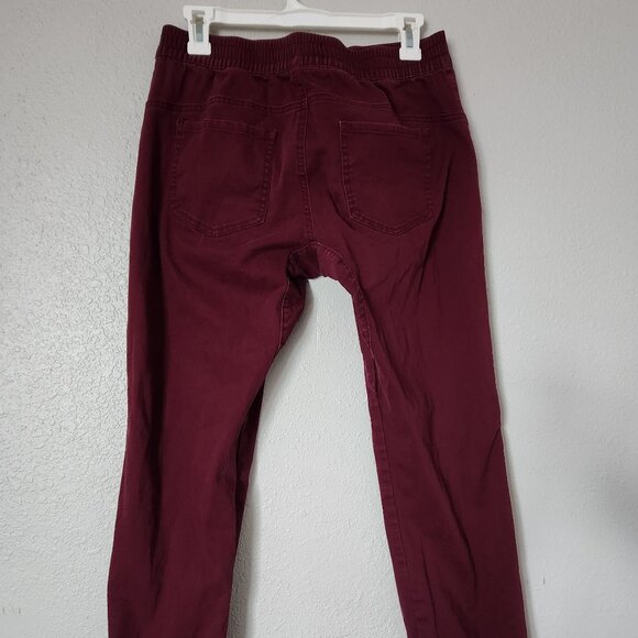 Rue 21 burgundy pants M - Picture 13 of 13